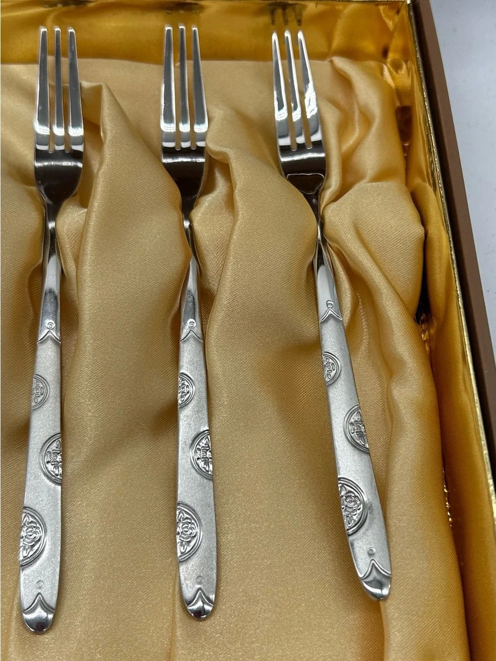 NEW Vintage Korean Dessert Flatware 5 Spoons 5 Forks